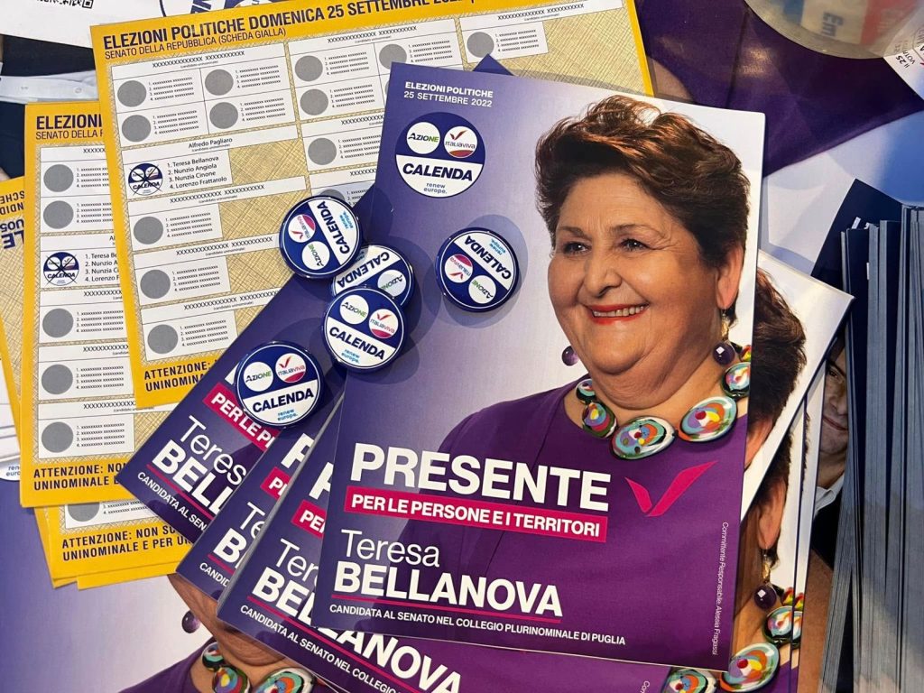Foto delle brochure stampate di Bellanova