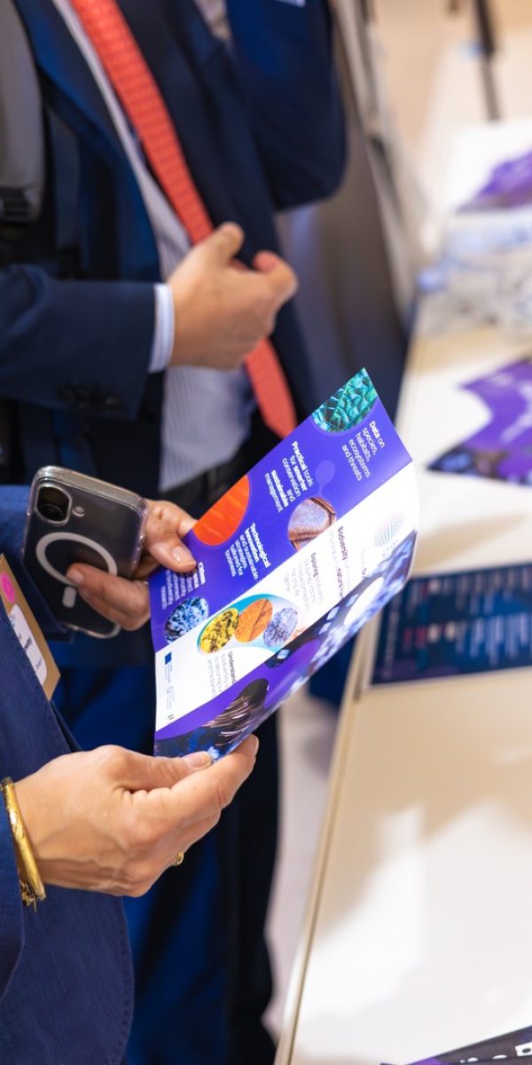 Foto di una brochure